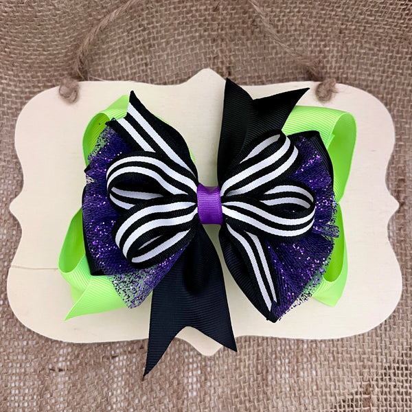 Beetlejuice-Inspired Hair Bow