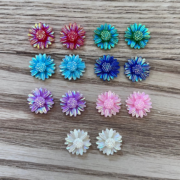 Shiny Daisy Flower Earrings